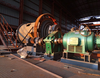 Hammer mill for wood chips  biomass pellet - Biomass Pellet Press